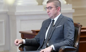 Mickoski për Euronjuz: Qytetarët jetojnë rëndë, por po kthehet shpresa, arritëm të jemi të parët në Evropë sipas investimeve të huaja dhe e ulëm inflacionin