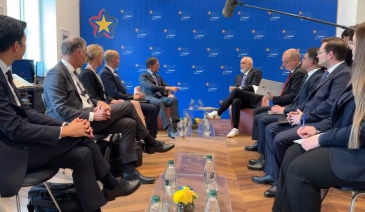 Rama dhe Rute biseduan për fuqizimin e rolit të Shqipërisë në NATO