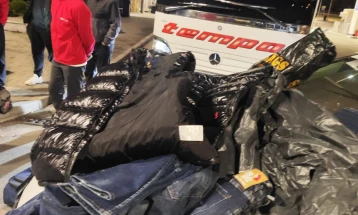 Приведен косовски државјанин, пренесувал облека од познати марки без документација