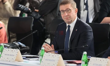 Mickoski: Pjesëmarrja në Samitin në Tiranë është konfirmim i angazhimit tonë për pjesëmarrje aktive në proceset evropiane