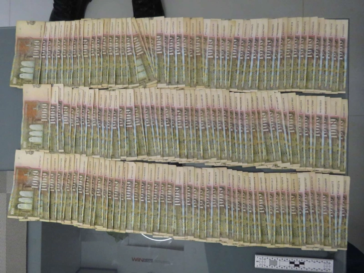 Претрес во Скопје поради компјутерски фалсификат, неовластено навлегување во компјутерски систем