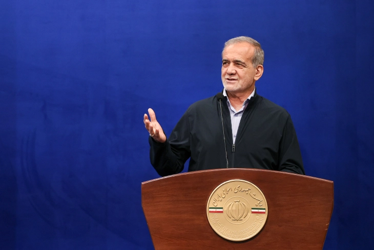 Пезешкијан: Трамп зборува за мир и истовремено се заканува