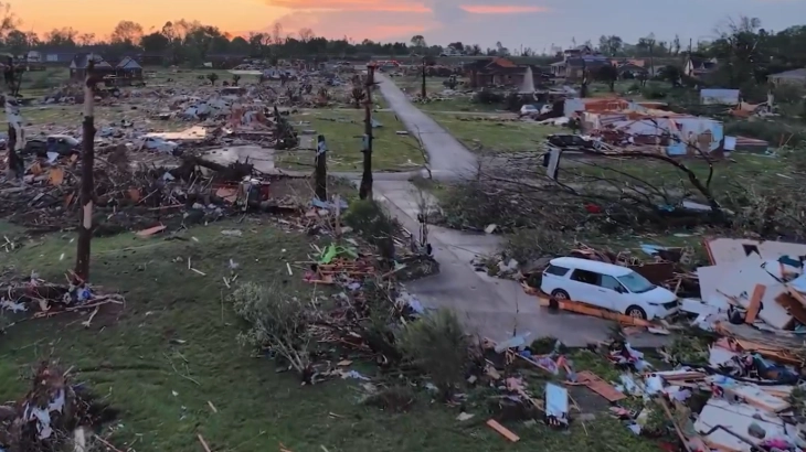 Së paku 20 të vdekur nga moti i lig në SHBA