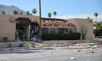 Бомба експлодира во Клиника за репродуктивно здравје во Калифорнија, еден загинат, петмина повредени