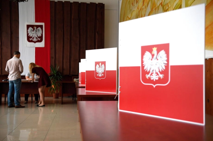 Во Полска денеска се одржуваат претседателски избори