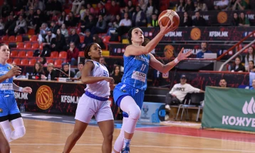 Кошаркарките на Баскет кам на чекор до одбрана на титулата