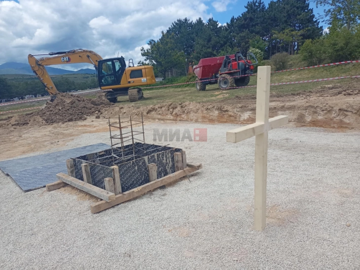 Поставен камен темелник за нова црква кај велешкото село Раштани