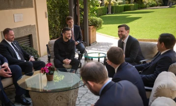 Зеленски се сретна во Венс и Рубио во Рим