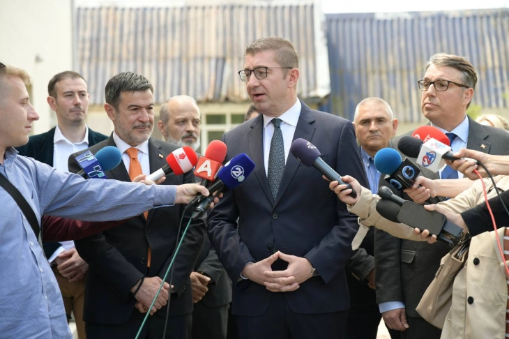 Mickoski: UK strategic partnership to benefit citizens – modernization of Corridor X railway, healthcare projects 