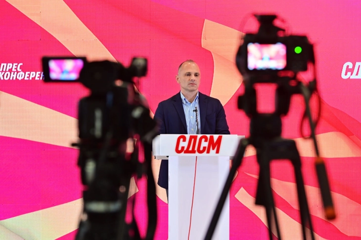 Филипче: Го поддржуваме договорот со Обединетото Кралство, но не и начинот како е склучен