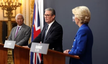 'Historic moment' as UK and EU sign agreement 5 years after Brexit