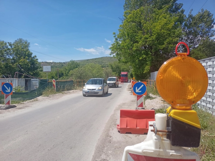 Мостот на Вардар кај Башино Село на влезот во Велес ќе биде реновиран навреме