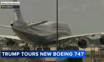 „Си-Ен-Ен“: Трамп иницирал набавка на претседателски авион од Катар, и покрај тврдењата дека тоа е „подарок“