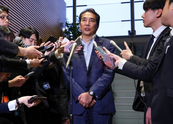 Јапонскиот министер за земјоделство поднесе оставка откако се пофали дека добива бесплатен ориз