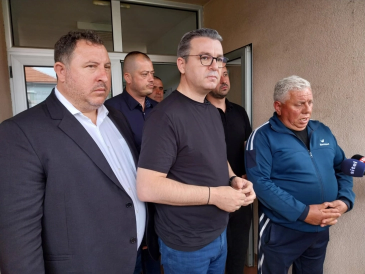 Младиот компир во струмичко ќе се откупува за 35 денари килограм, постигнат договор со откупувачите со посредство на министерот Трипуновски