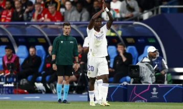 Затворски казни за расистички навреди кон Винисиус