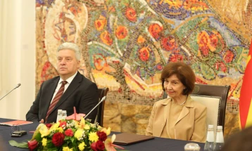 Поранешниот претседател Иванов по трет пат домаќин на Форумот за културна дипломатија