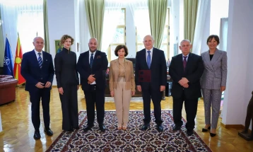 Siljanovska Davkova priti delegacionin e Gjykatës Kushtetuese të Republikës së Kroacisë