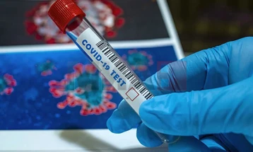 Tajlanda regjistroi 50.000 raste me Kovid-19 për një javë, një lloj i ri nxit rritjen