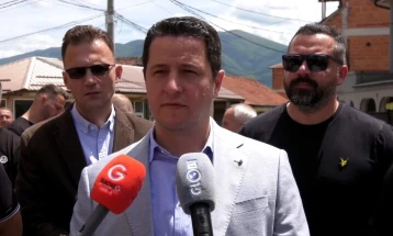 Limani përuroi asfaltimin e rrugës kryesore të fshatit Zdunjë