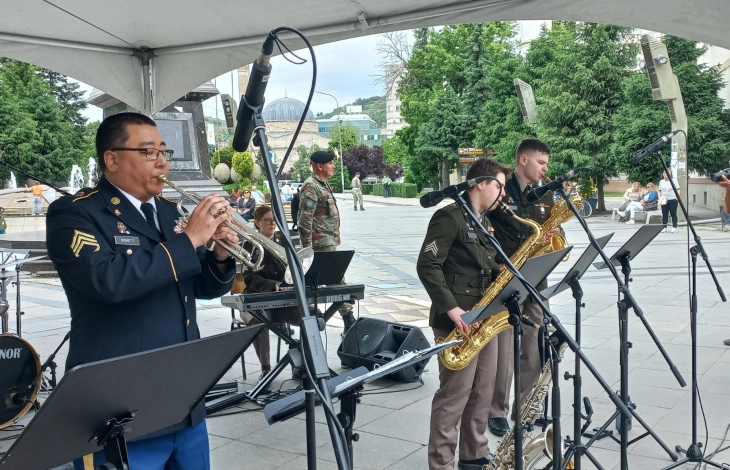 Заеднички концерт на воениот македонски и американски оркестар од Вермонт