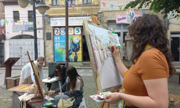 Над 150 млади ликовни уметници во Битола го слават патронот на Детското ликовно студио