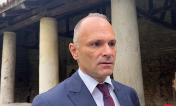 Филипче: Со договорот со Велика Британија Владата воведува данок на иднината, в понеделник ќе понудам конкретни точки за лидерска средба