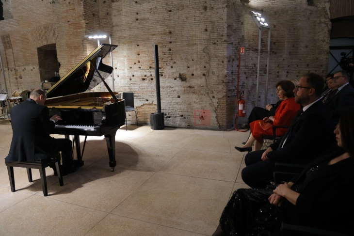 Љутков за „Македонисимо“ на Трпчески во Рим: Концертот е нашата современа молитва, „не со зборови туку со музика“