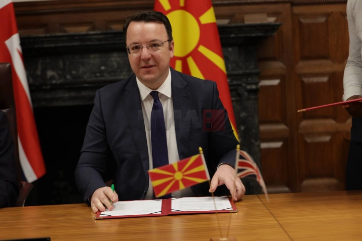 Nikolloski për MIA-n: Ne jemi të vetmit në rajon me të cilët Britania ka marrëveshje të këtillë, ne jemi të gatshëm dhe të motivuar për të realizuar projekte kapitale