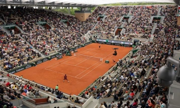 Париските таксисти се закануваат дека ќе го блокираат пристапот до Ролан Гарос