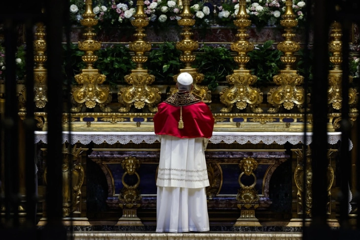 Папата Лав Четиринаесетти официјално го презеде епископскиот престол во Рим