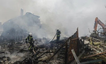 Ukraine reports third night of heavy Russian attacks