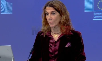 Pinjo: Fon der Lajen dhe Tramp patën bisedë telefonike me të vërtetë të mirë