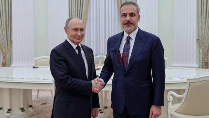 Ministri turk i Punëve të Jashtme u takua me Putinin në Moskë