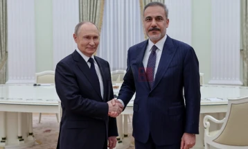 Ministri turk i Punëve të Jashtme u takua me Putinin në Moskë