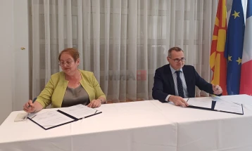 MASH: Gjuha frënge do të mësohet si lëndë me zgjedhje në klasën e pestë në shkollat ku ka interesim