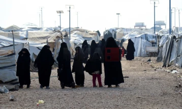 Курдите постигнаа договор со сириската влада за репатријација на семејства од „Ал Хол“