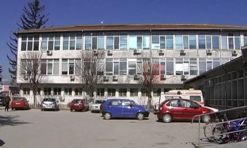 Një foshnjë pa shenja jete u dërgua në spitalin e Strugës