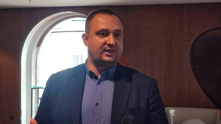 Trendafilov: Vetëm punëtorë të paguar mund të jenë produktiv