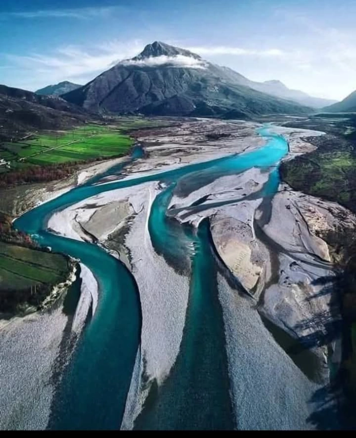 UNESKO rekomandon që lugina e Vjosës në Shqipëri të shpallet rezervat biosfere