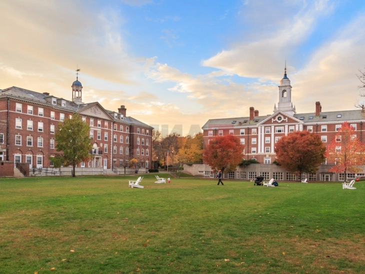 Gjyqtari federal i SHBA-së do të zgjasë masën e ndalimit që bllokon ndalimin e Harvardit për pranimin e studentëve të huaj