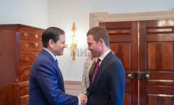 Rubio, në takimin me Mucunskin, u kërkoi aleatëve të NATO-s të mbështesin shpenzimet deri në pesë përqind të PBB-së për mbrojtjen