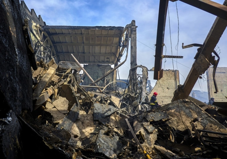 Të paktën tetë të lënduar në një sulm rus me dron në Harkov