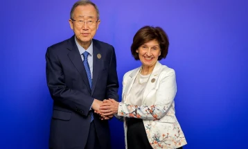 Siljanovska-Davkova discusses youth, EU integration and international principles at Astana International Forum meetings