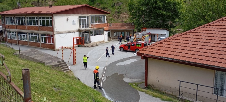 Во Македонска Каменица заврши показната вежба за институционален одговор при поплави и тестот за тревожење