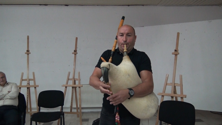 На фестивалот „Пеце Атанасовски“ востановен е Ден на гајдата која е заштитена од УНЕСКО