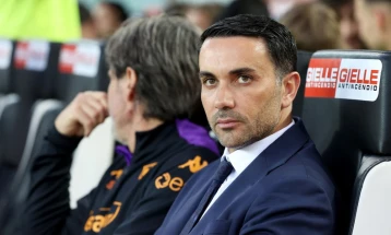 Фиорентина се раздели со тренерот Паладино