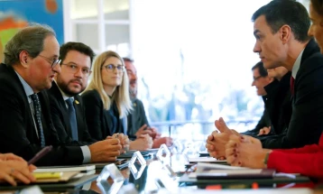 Шпанската иницијатива за официјализација на малцинските јазици на ниво на ЕУ ја разбранува Европа