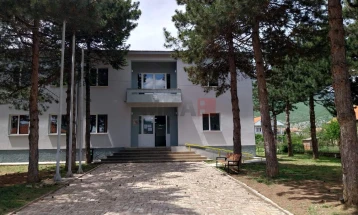 Македонците од Мала Преспа им пркосат на предизвиците - македонштината, безработица, миграцијата, недопрената природа