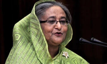 Поранешната премиерка на Бангладеш, Шеик Хасина, обвинета за „системски напади“ врз демонстрантите